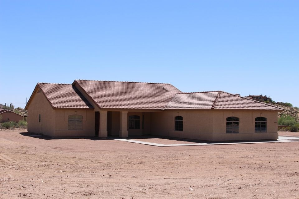 FINISHED NEW 4 BEDROOM ON 1.25 ACRE LOT