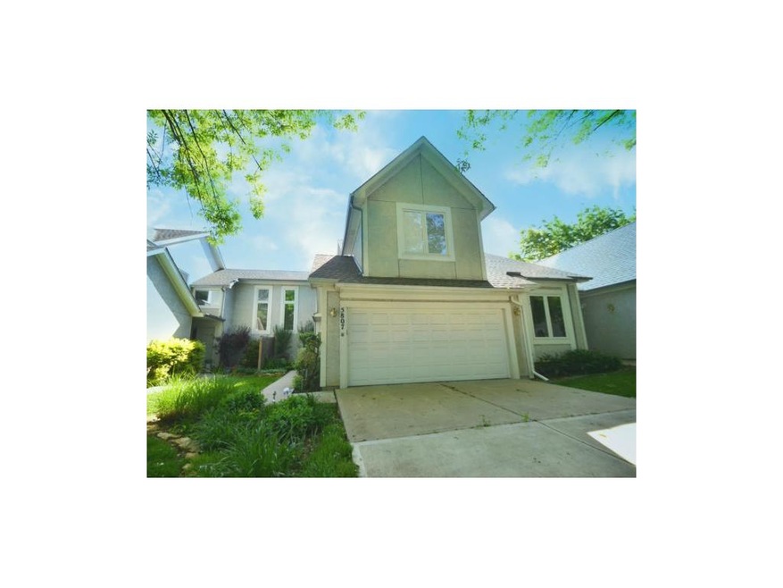 5807 Park Cir, Shawnee, KS 66216 - photo 1