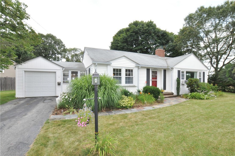 5 Capeway Rd, Cranston, RI 02920 - photo 1