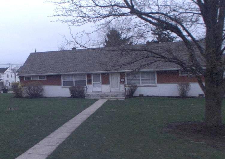 1032 34 S Kellner Front