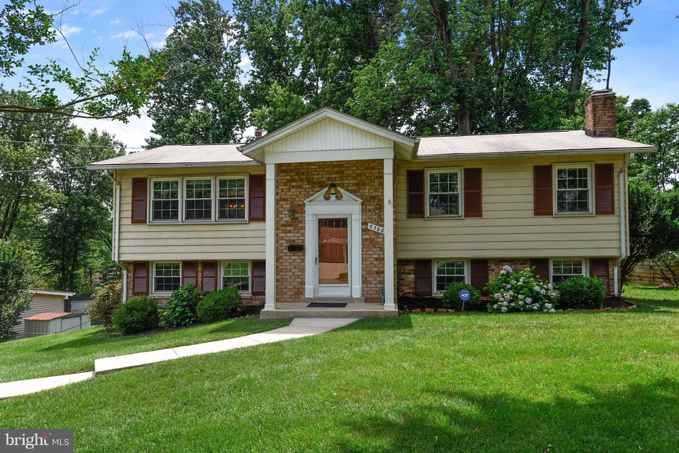 5308 Manorfield Rd, Rockville, MD 20853 - photo 1