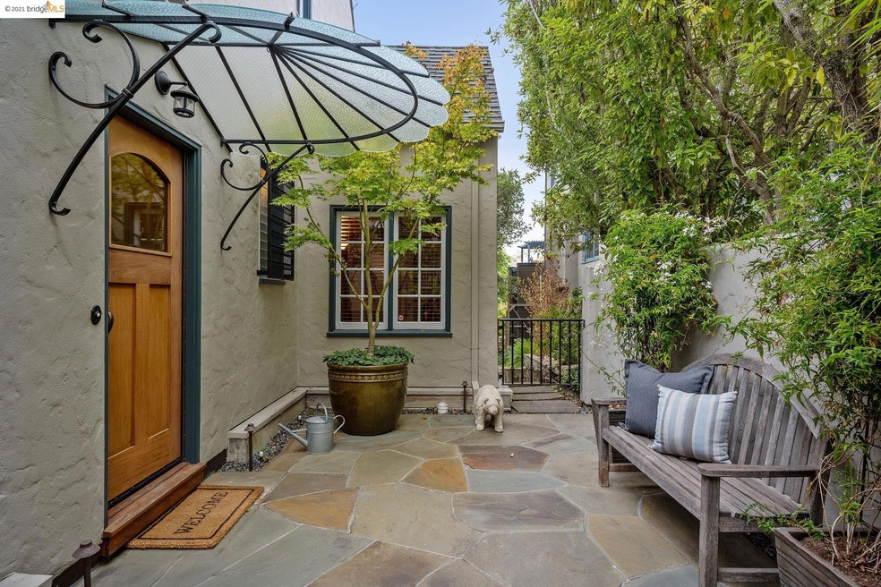 1140 Shattuck Ave, Berkeley, CA 94707 - photo 1