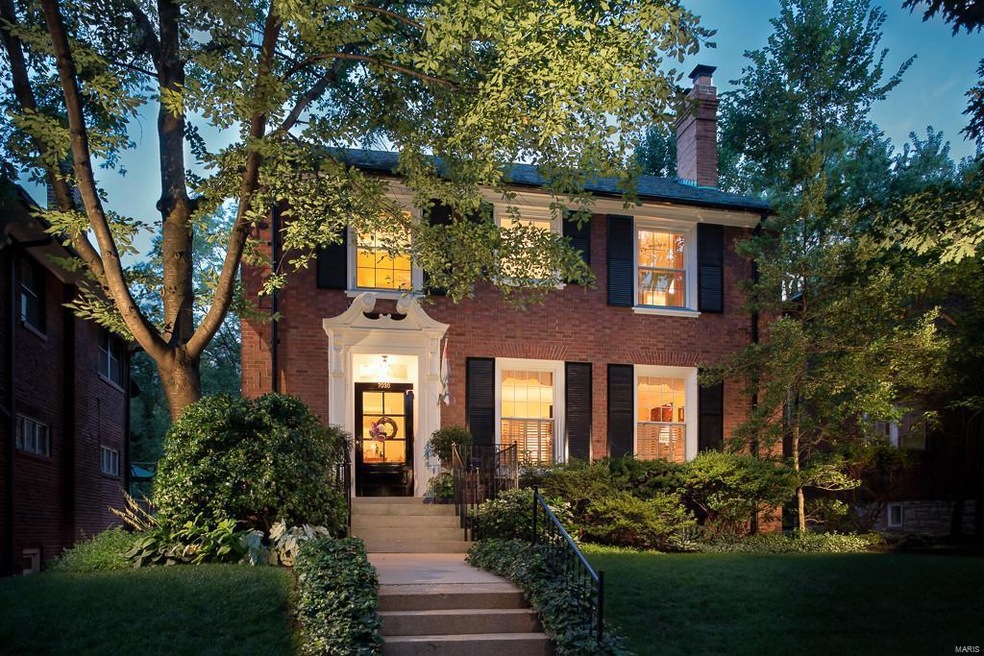 The epitome of charm.  Classic Georgian Townhome A