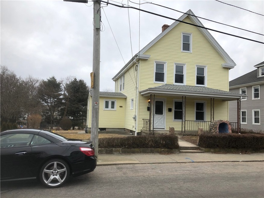 16 Pearl St unit 2nd Floor, Westerly, RI 02891 - photo 1