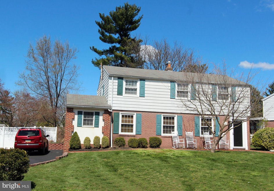 4102 Pilgrim Rd, Plymouth Meeting, PA 19462 - photo 1