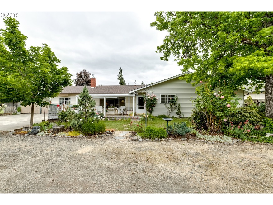 106 S 4th St, Creswell, OR 97426 - photo 1