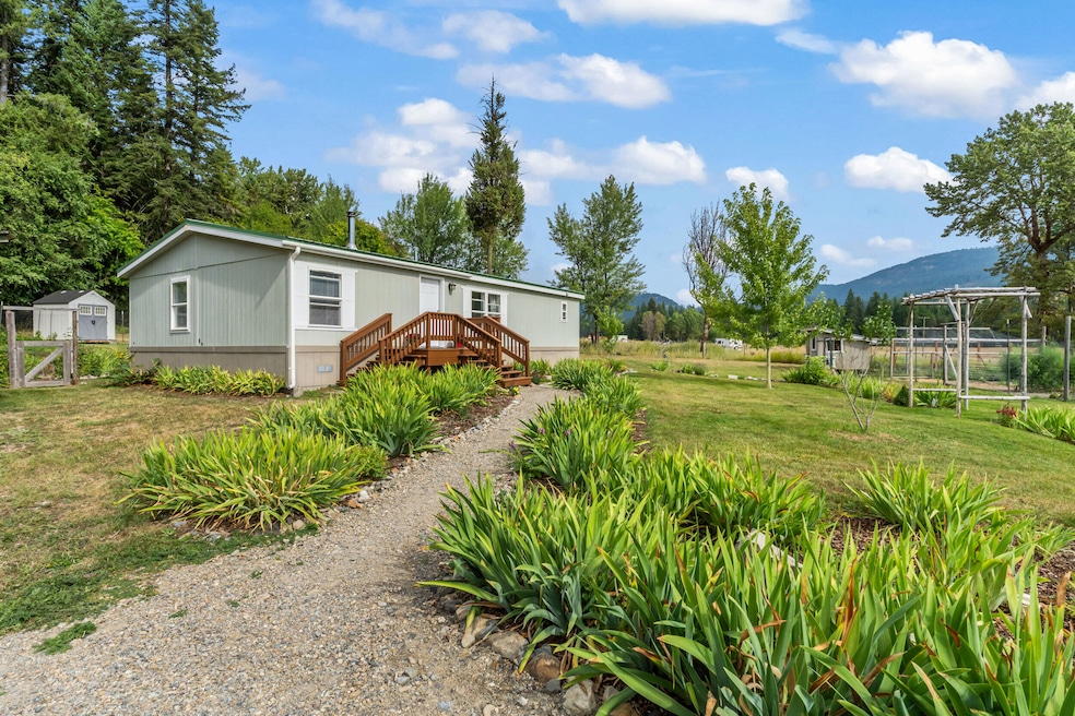 2516 Burgess Rd, Addy, WA 99101 - photo 1