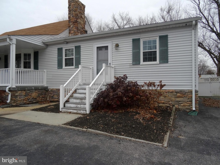 1206 Rock Hill Rd, Pasadena, MD 21122 - photo 1
