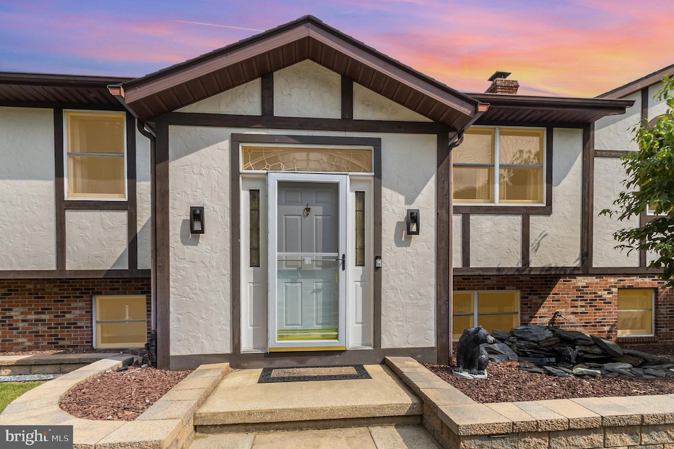 Under Contract $799,999