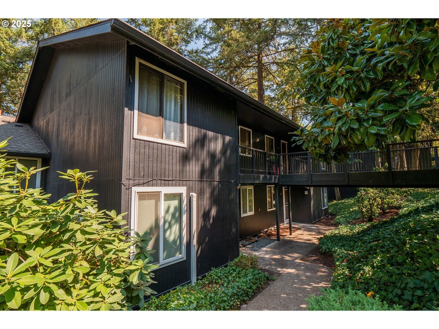 2665 Woodstone Place unit 24, Eugene, OR 97405 - photo 1
