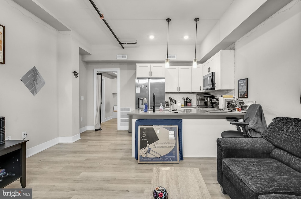 For Rent $1,350/month