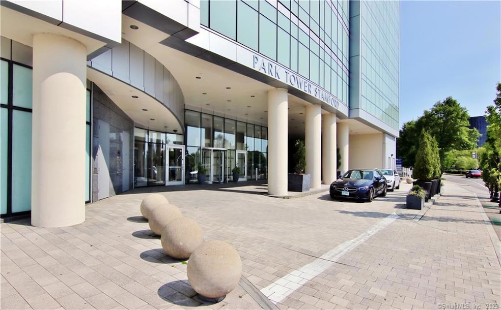 Welcome to deluxe living at Park Tower
