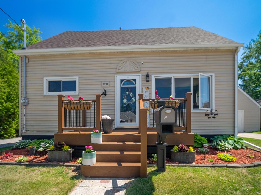 2711 12th St, Two Rivers, WI 54241 - photo 1