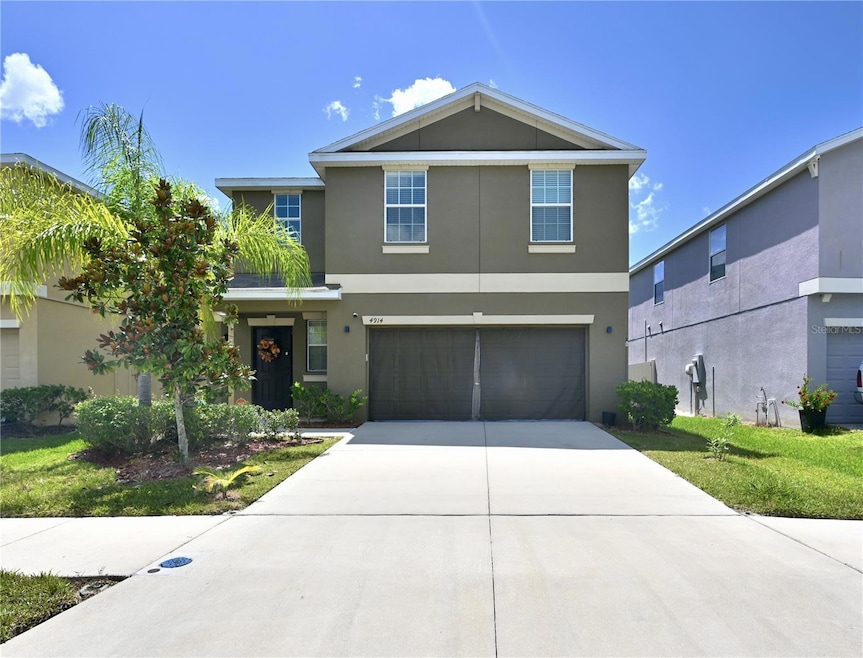 4914 Reflecting Pond Cir, Wimauma, FL 33598 - photo 1