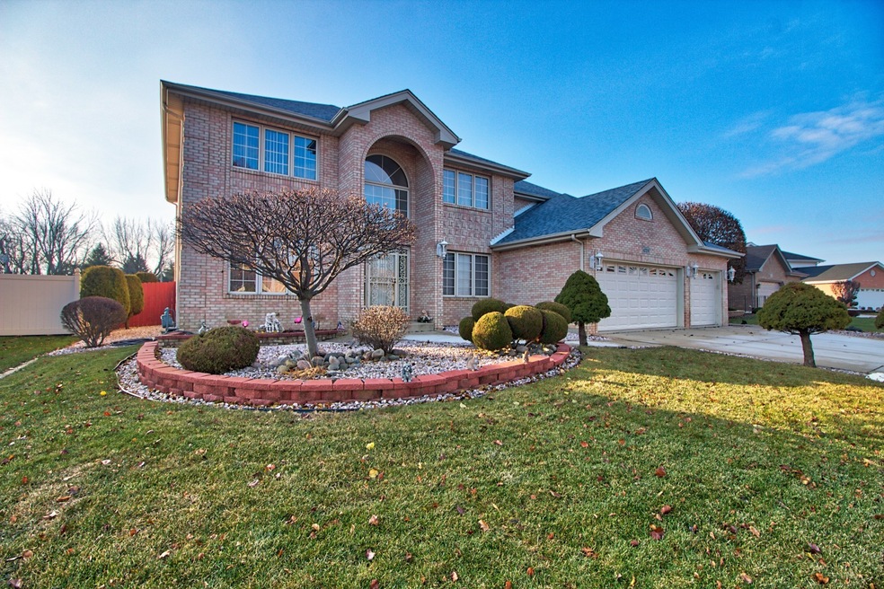 4709 Pembroke Rd, Matteson, IL 60443 - photo 1