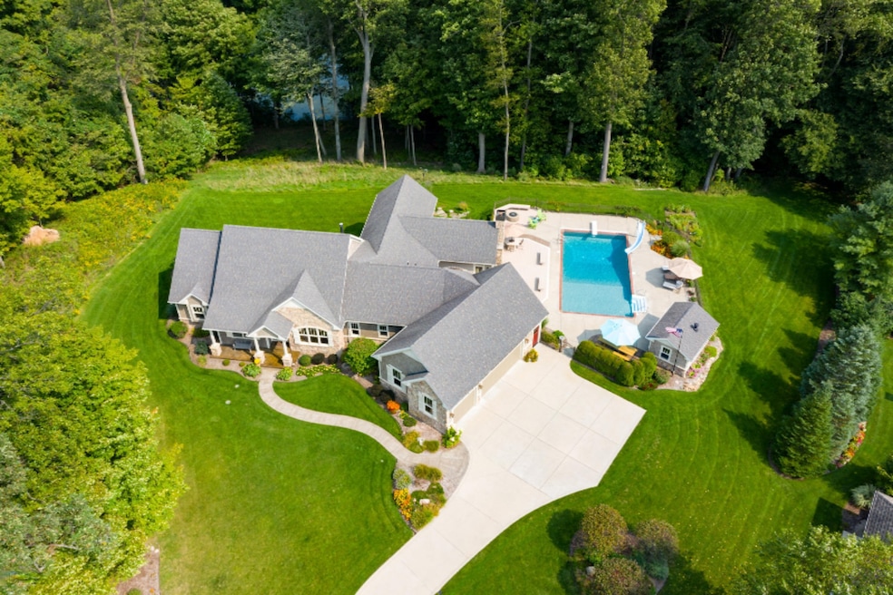 Oakharbor_St_4110_Kalamazoo_49009-79