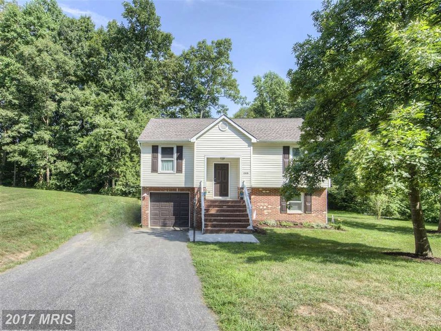 10808 Cobblestone Dr, Spotsylvania, VA 22553 - photo 1