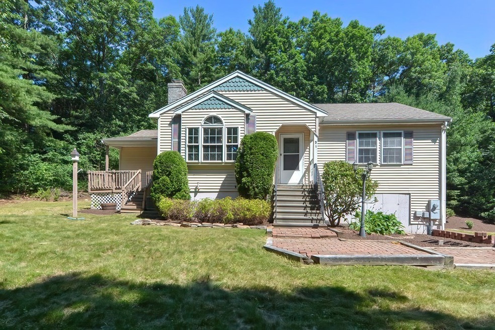 21 Douglas Rd, Webster, MA 01570 - photo 1