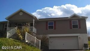 606 E Hancock St, Saint Clair, PA 17970 - photo 1