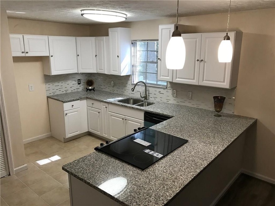 Completely renovated kitchen with ceramic tile, gr