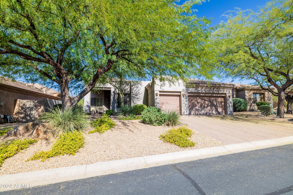7020 E Mighty Saguaro Way-50
