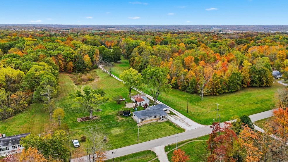 2789 S Conservation Club Rd, Morgantown, IN 46160 - photo 1