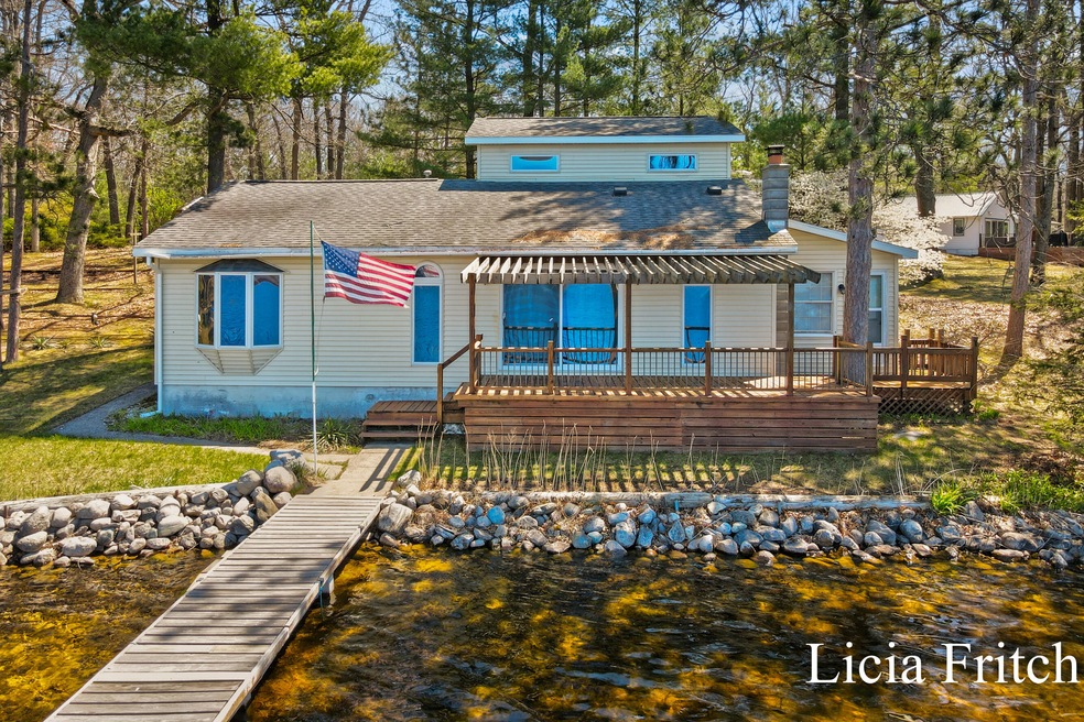 Licia Fritch 5 S Maple Road-1