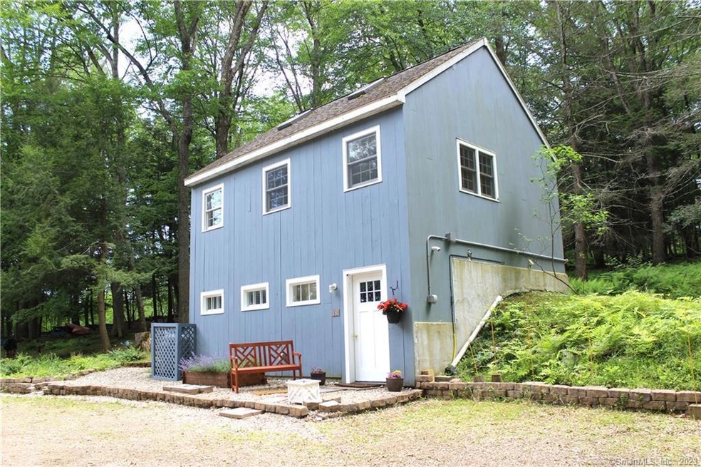 18 Burton Rd unit A, Salisbury, CT 06068 - photo 1