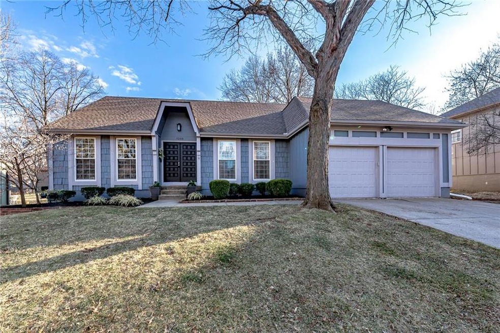 12119 W 100th St, Lenexa, KS 66215 - photo 1