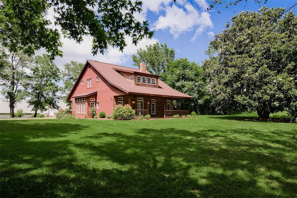 For Sale $749,900 • Co-Listing Agent