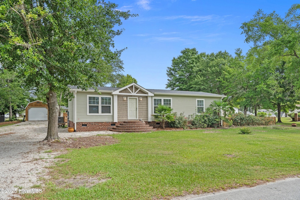 827 salt marsh st-08