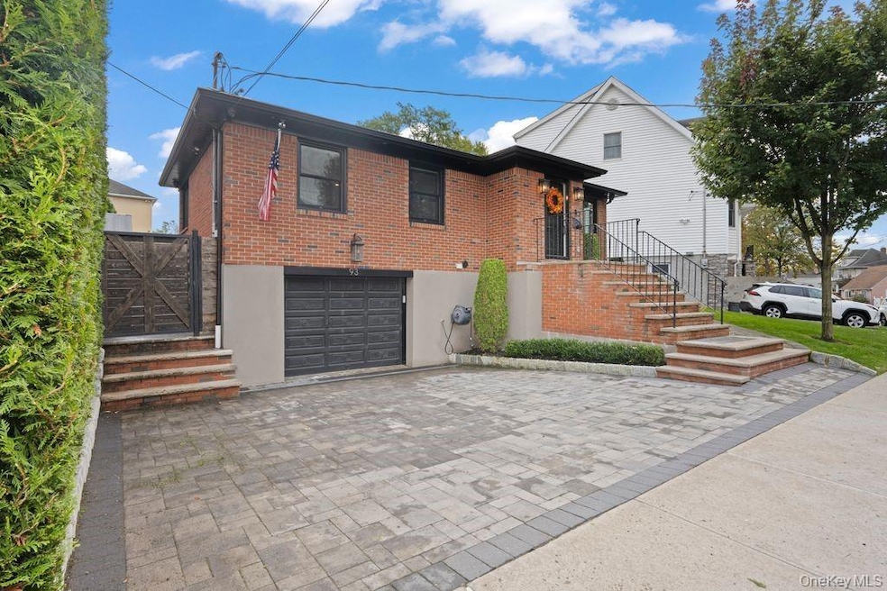 93 Beacon Ave, Staten Island, NY 10306 - photo 1