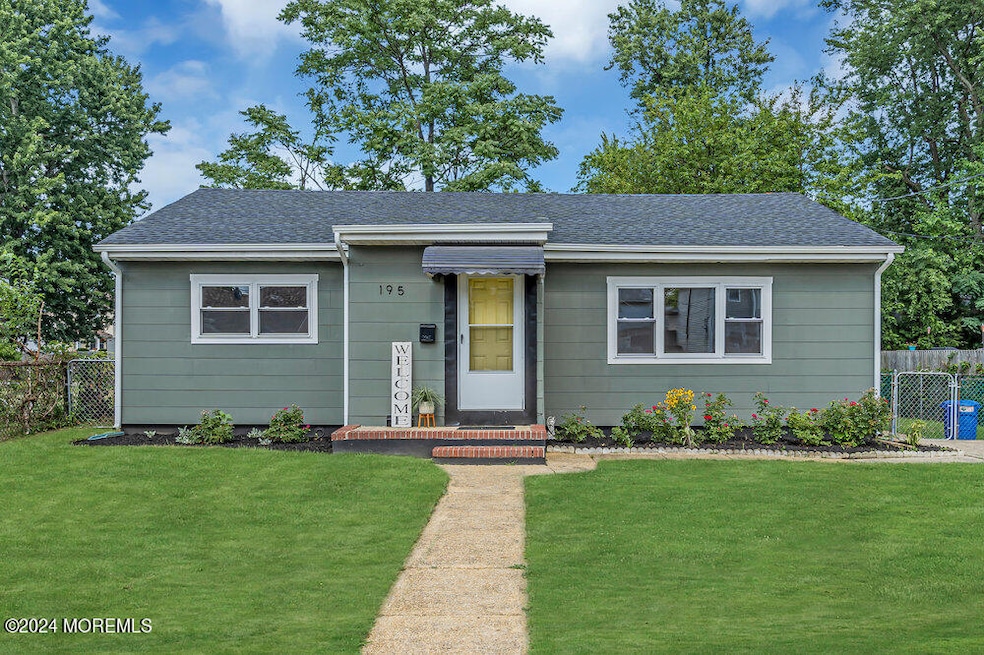 195 Osborn St, Keyport, NJ 07735 - photo 1