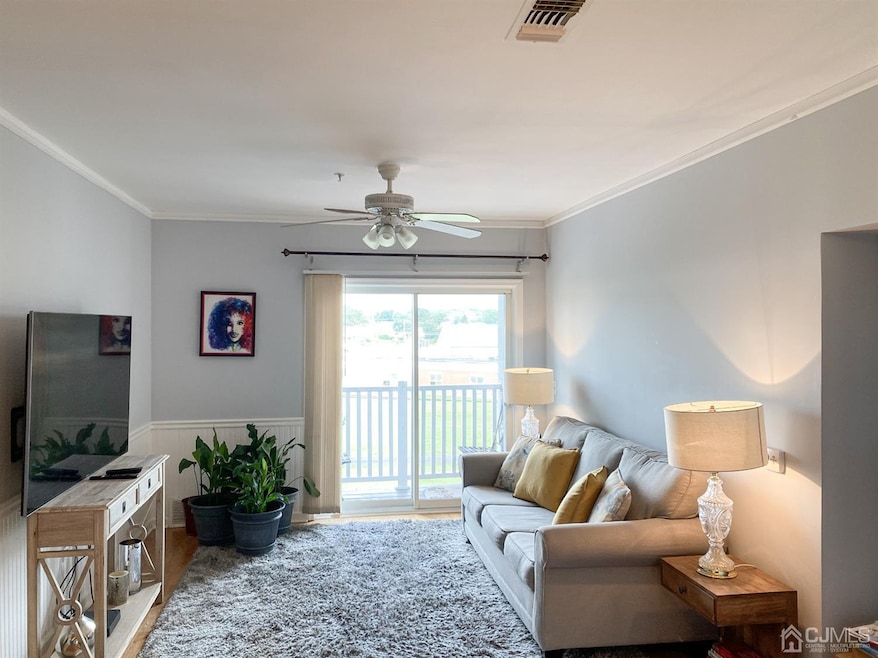 Shore Gate Village Grand Condominium unit 322, South Amboy, NJ 08879 - photo 1