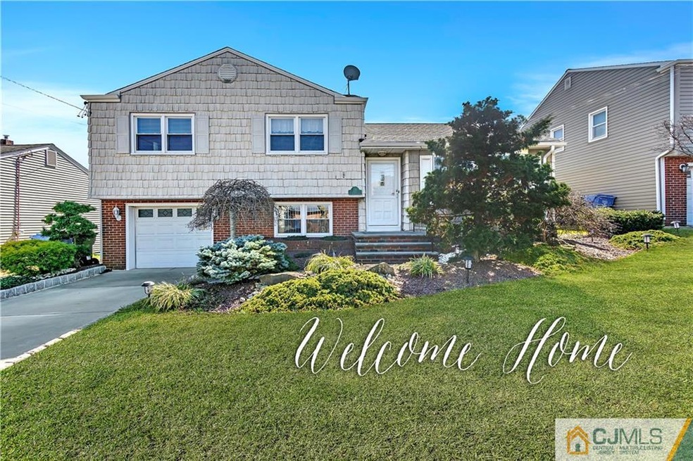 Sold $599,000 • Co-Listing Agent