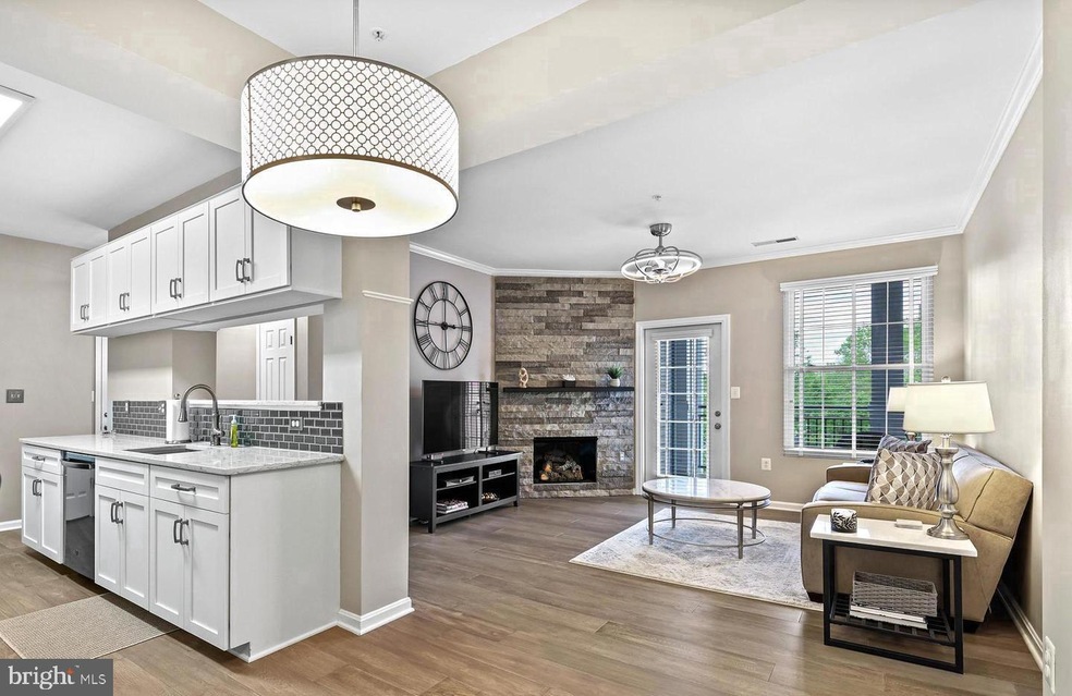 20451 Chesapeake Square unit 200, Sterling, VA 20165 - photo 1