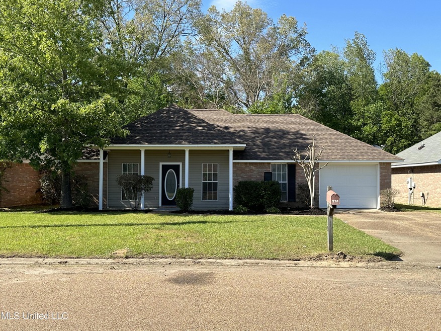 970 Bullrun Dr, Byram, MS 39272 - photo 1