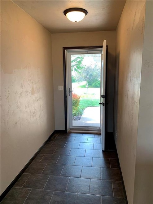 318 Emons Rd, Appleton, WI 54915 - photo 1