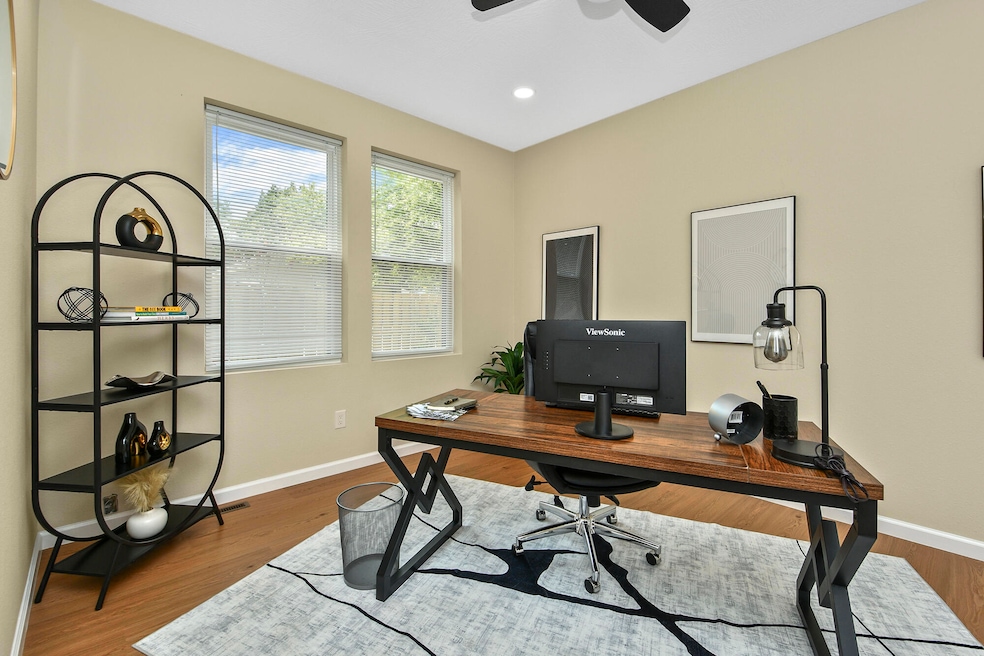 1220 E Pacific St unit 3a, Springfield, MO 65803 - photo 1