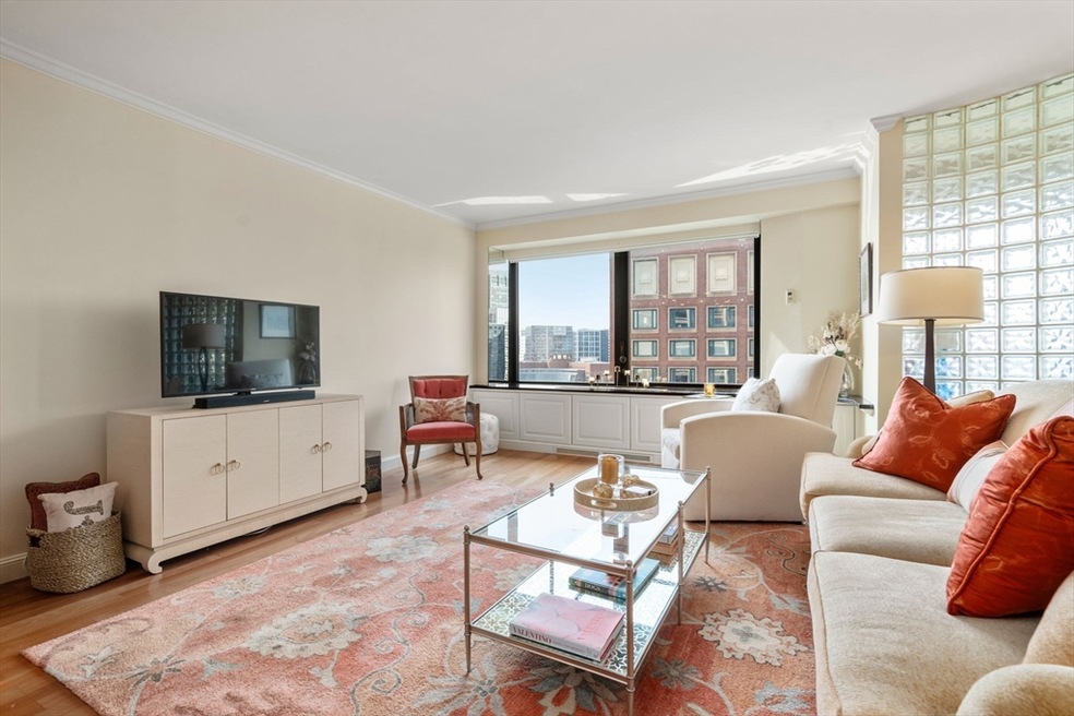 Harbor Towers unit 18, Boston, MA 02110 - photo 1