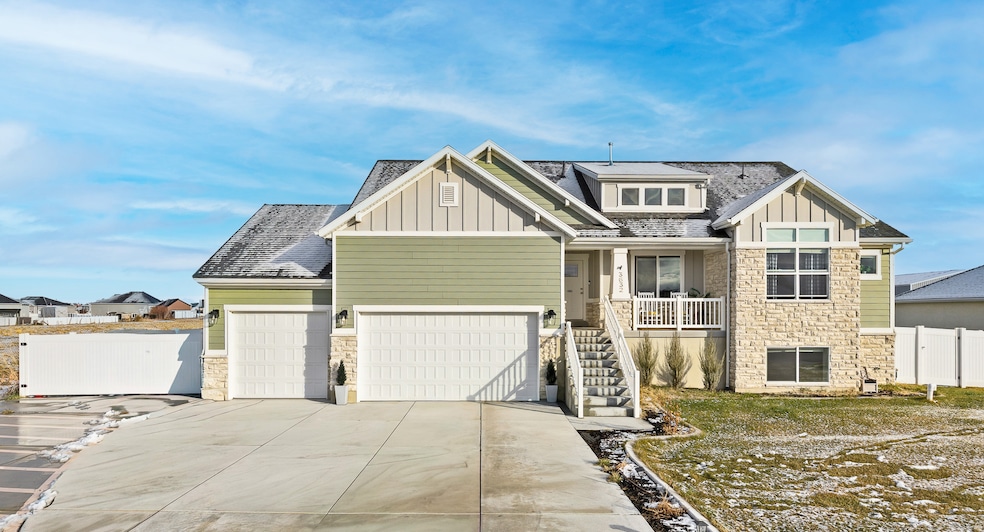 3632 S 5400 W, Hooper, UT 84315 - photo 1