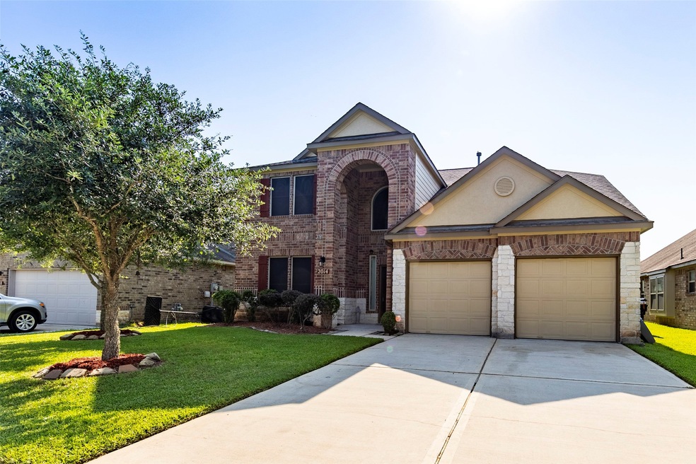 2014 Wembley Way, Rosenberg, TX 77471 - photo 1