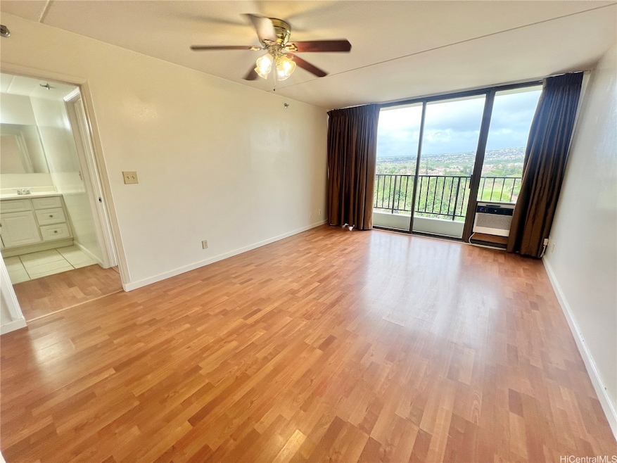 Pearl Regency unit 2113, Aiea, HI 96701 - photo 1