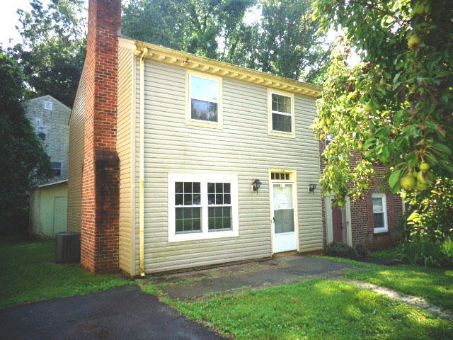 104 Pepper Place, Charlottesville, VA 22902 - photo 1