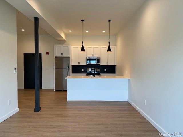 37 Academy St unit 402, Poughkeepsie, NY 12601 - photo 1