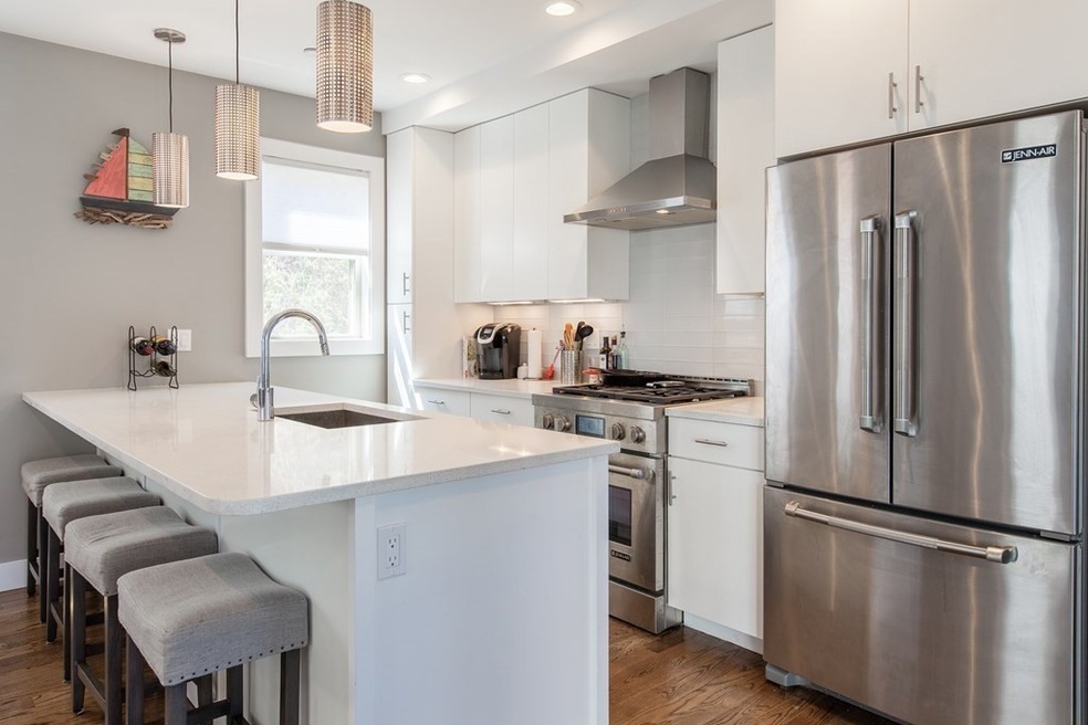 349 Silver St unit 2, Boston, MA 02127 - photo 1