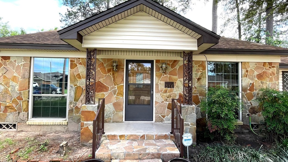 316 Kelley St, Houston, TX 77009 - photo 1