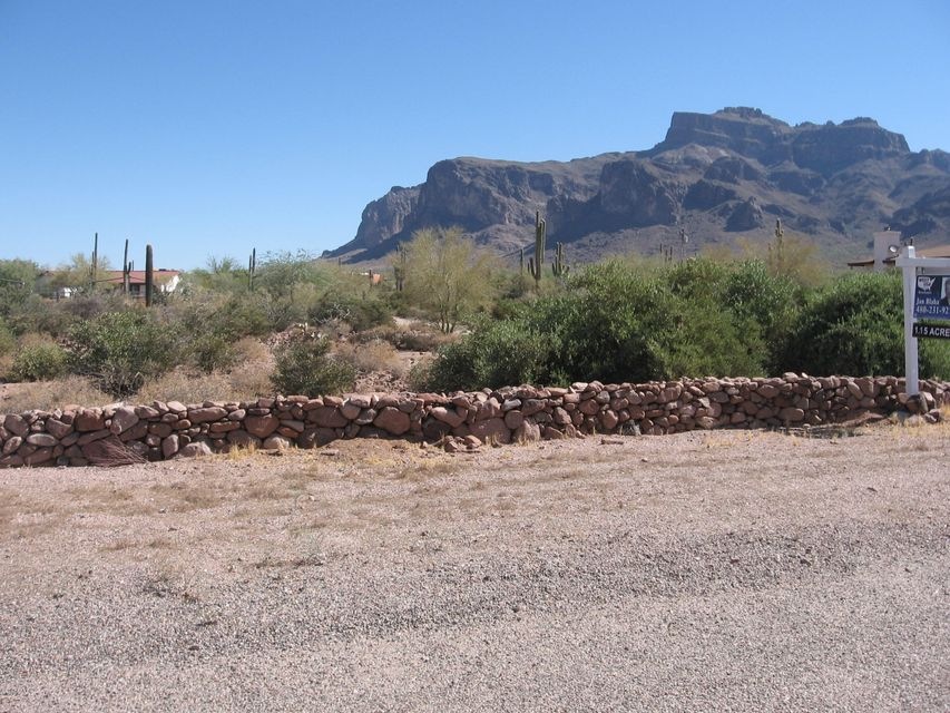Close to Superstition Mountains