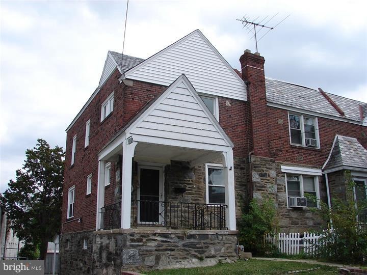 265 N Wycombe Ave, Lansdowne, PA 19050 - photo 1