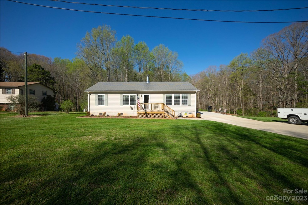 185 Dunlap Gate Rd, Statesville, NC 28625 - photo 1